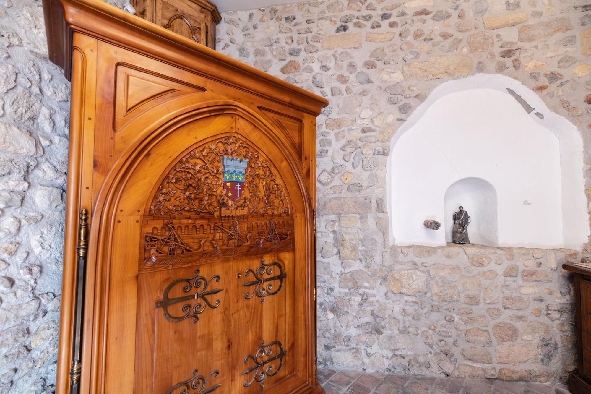 Du Couvent Apartment